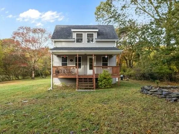 33 Alden Lndg, Portsmouth, RI 02871