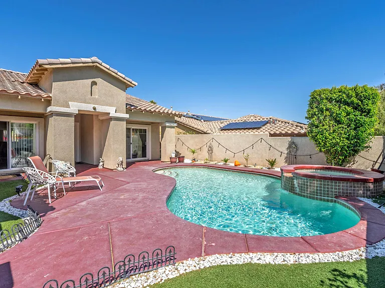 1222 Palmas Rdg — Photo 4