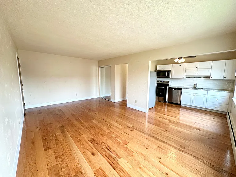 Aquila Flats — Photo 4