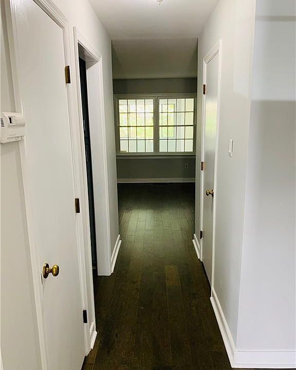 2nd image of 3106 S Battlebridge Dr
