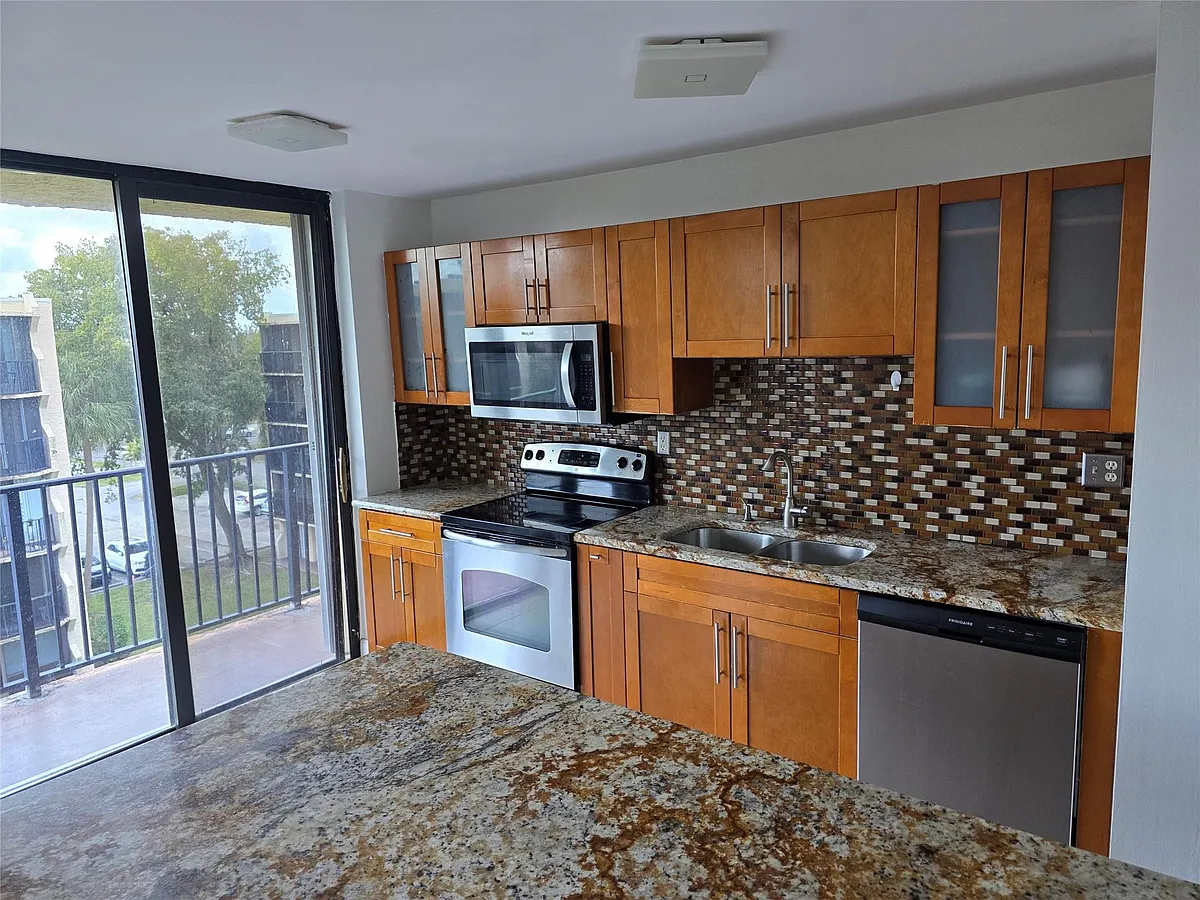 Building Photo - 3590 Blue Lake Dr #504