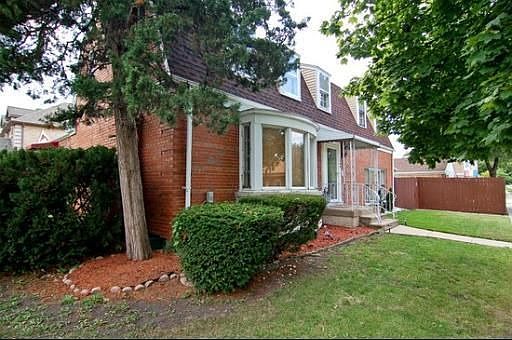 1st image of 1746 N 72nd Ct