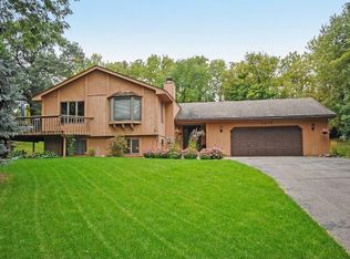 7876 Zinnia St, Victoria, MN 55386