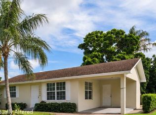 6894 3rd St, Jupiter, FL 33458
