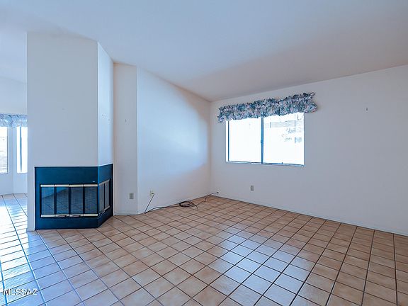 4th image of 2725 W Grandbrook St