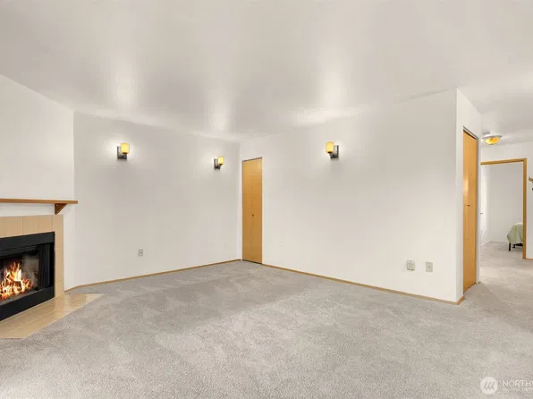 18200 73rd Avenue NE #B103, Kenmore, WA 98028