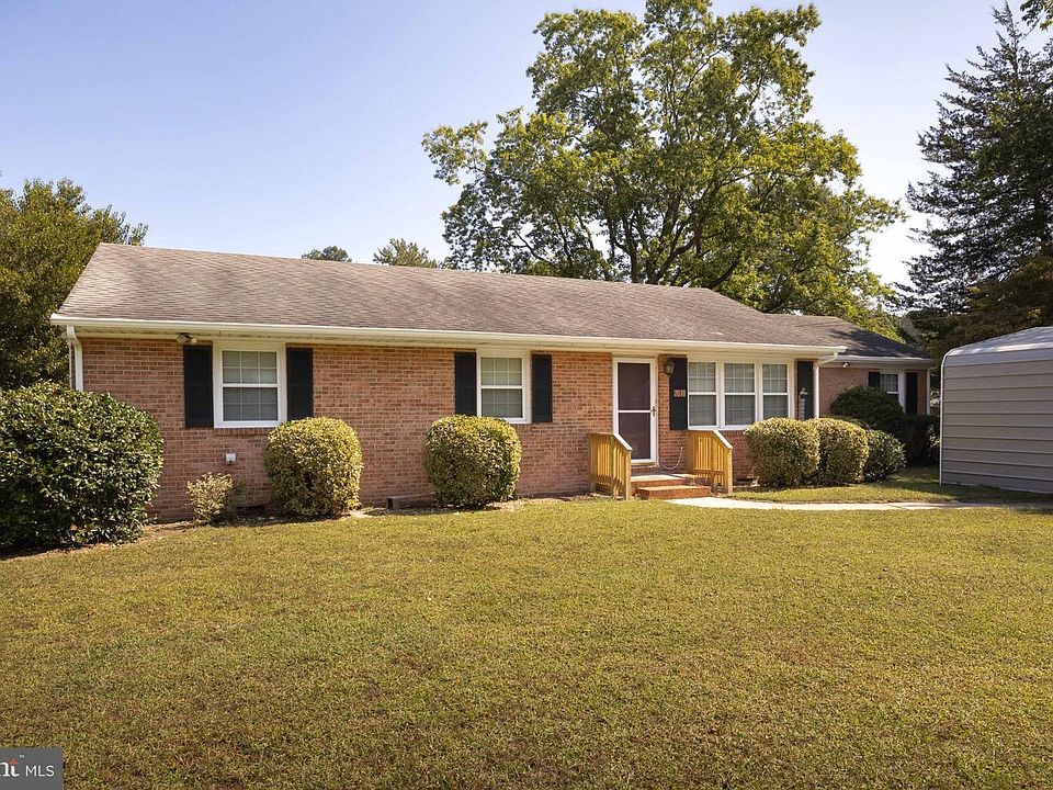 1st image of 7031 Brantley Dr