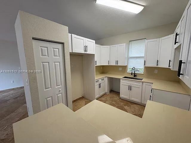 21733 Ingraham Ave — Photo 11