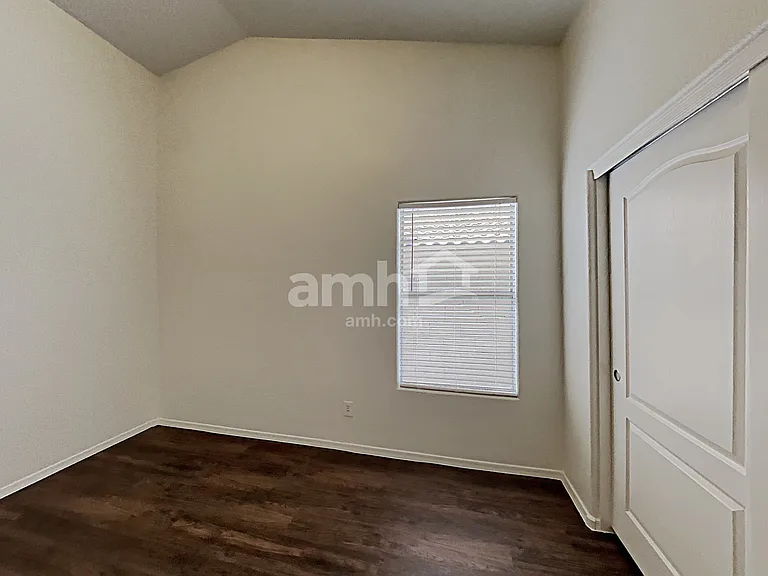 12723 W Edgemont Ave — Photo 17