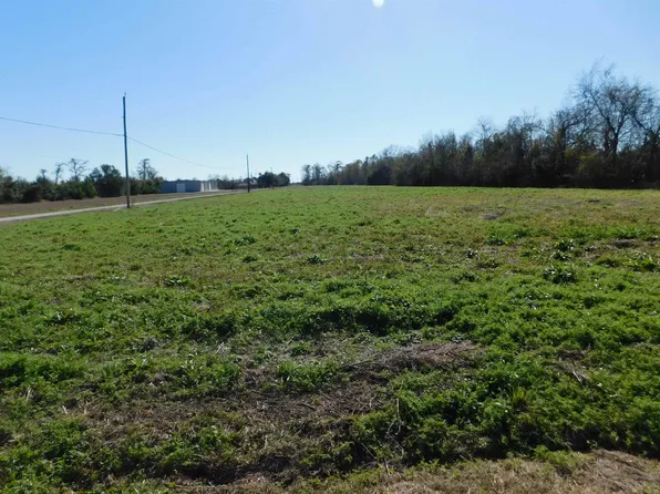 Adam Blvd, Larose, LA 70373