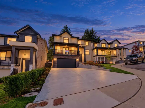 11077 241a St, Maple Ridge, BC V2W 2C9