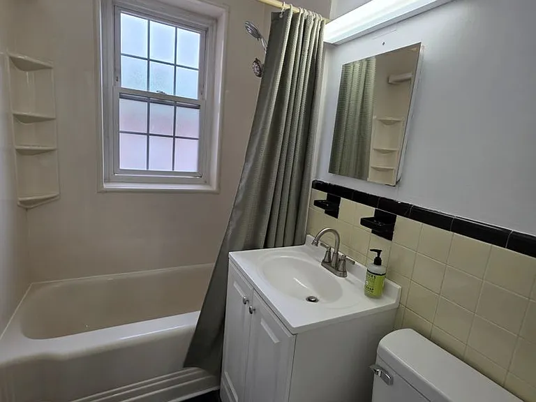 25 Englewood Ave #6 — Photo 9