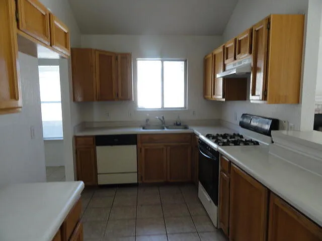 7736 Luz De Camino Way — Photo 9