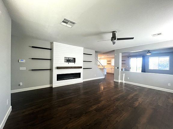 3rd image of 6316 Silver Edge St