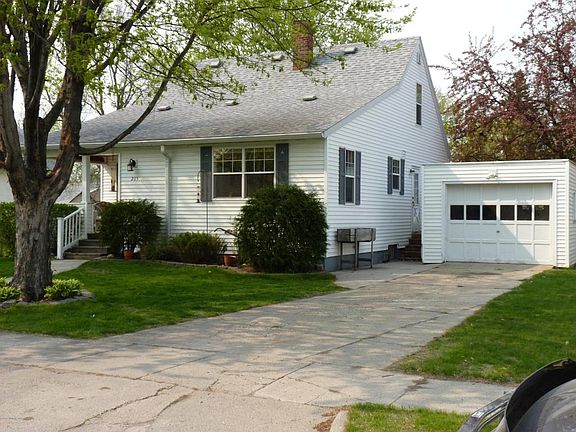 2nd image of 205 Jefferson Ave SE