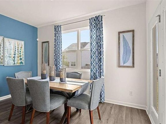 7th image of this home