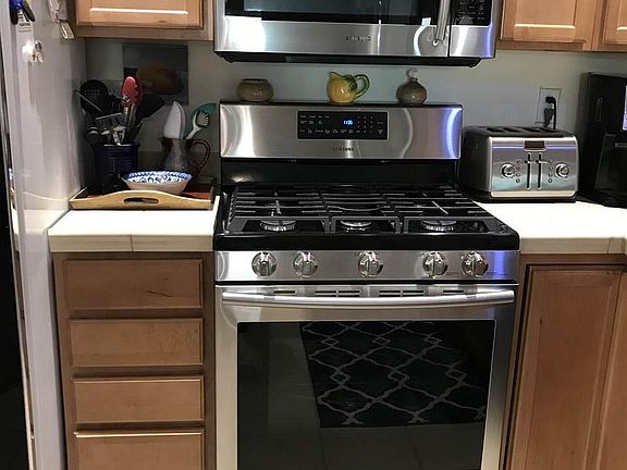 4th image of 9705 Vincenzo Dr