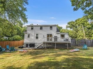 14 8th St, Tewksbury, MA 01876