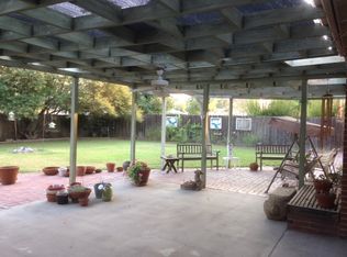 225 Monroe Dr, Hanford, CA 93230