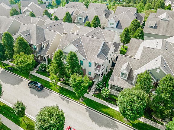 3rd image of 4223 Troutbrook Dr #105