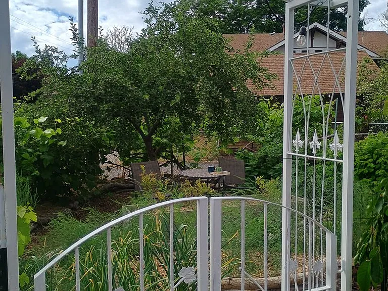 1103 W Montgomery Ave — Photo 31