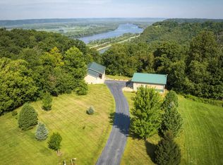 11215 Midway Court, De Soto, WI 54624