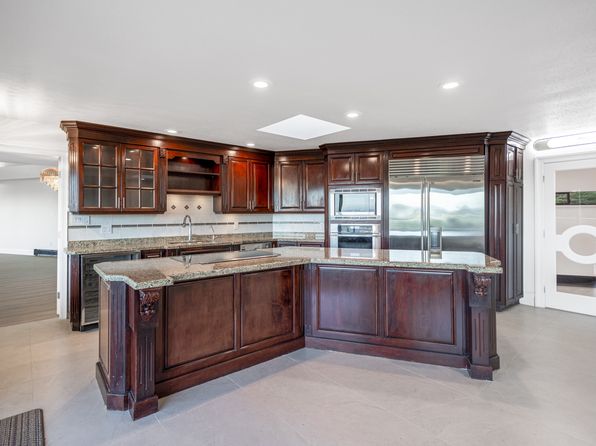 5 bedroom rental in West Vancouver — photo 17
