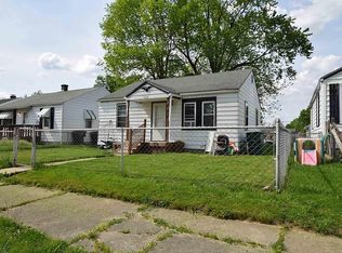 2020 W 11th St, Muncie, IN 47302