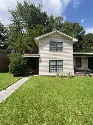 115 Roberta Dr #B
