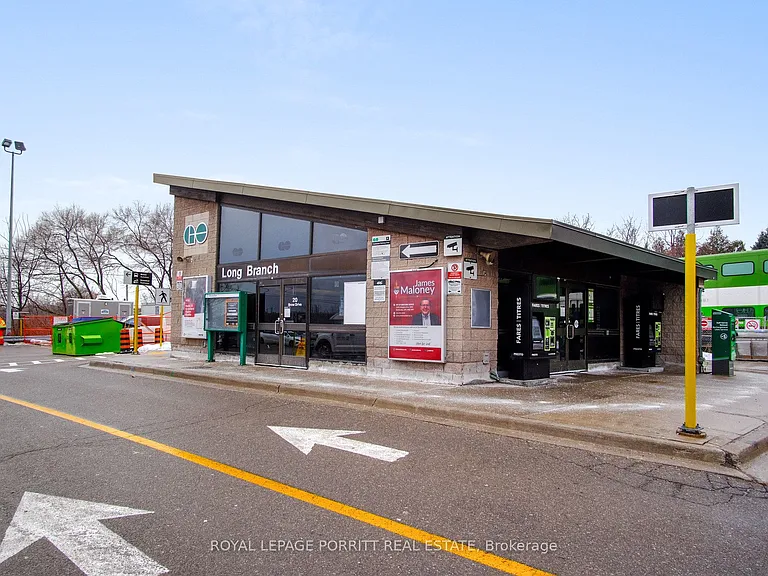 3835 Lake Shore Blvd W #104 — Photo 47