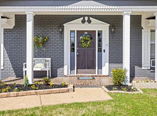 483 King Crest Ln, Hixson, TN 37343