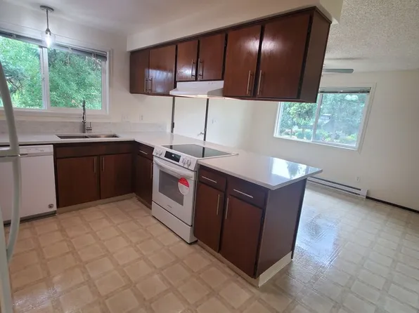 Las Casitas, 2323 SW Elmwood Dr APT 8, Dallas, OR 97338