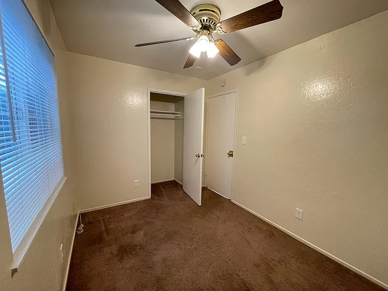 614 Lincoln Rd E #614 — Photo 6