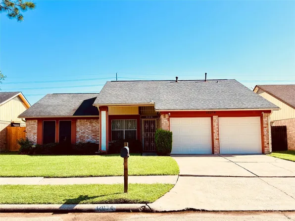 12074 Fairpoint Dr, Houston, TX 77099