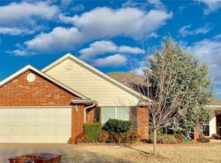 17408 Mercury Ln, Edmond, OK 73012