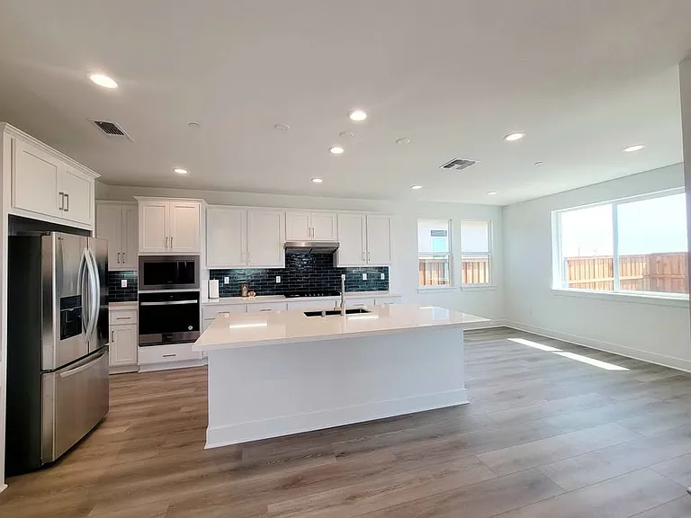 3184 Alverstone Dr — Photo 4