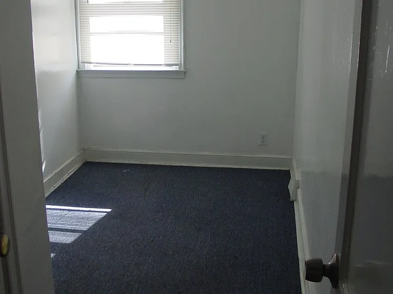 7229 Lynford St — Photo 1