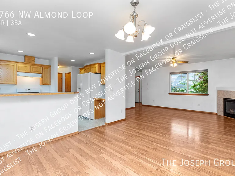 1766 NW Almond Loop — Photo 8