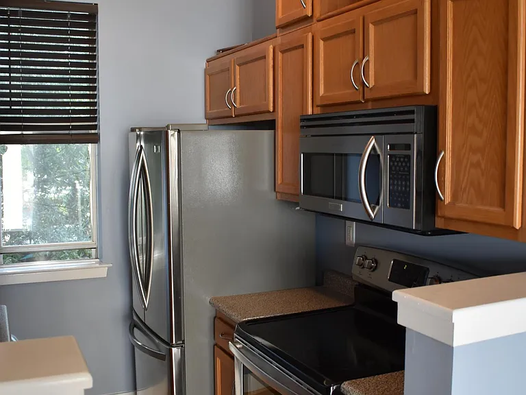 2079 Atherton Heights Ln — Photo 5