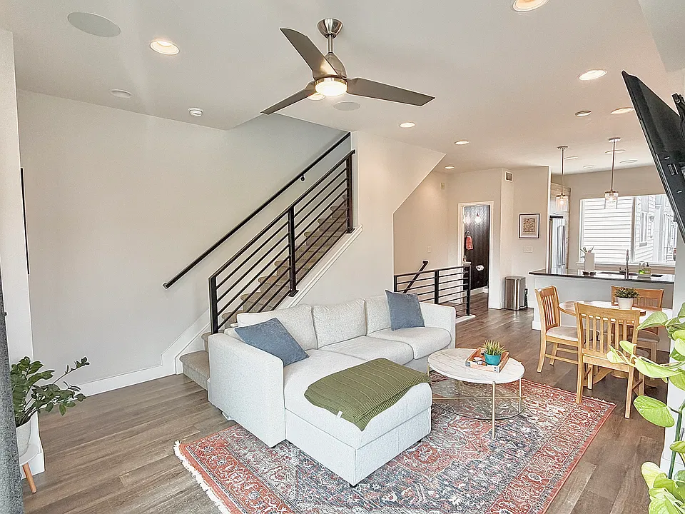 5645 W 10th Ave