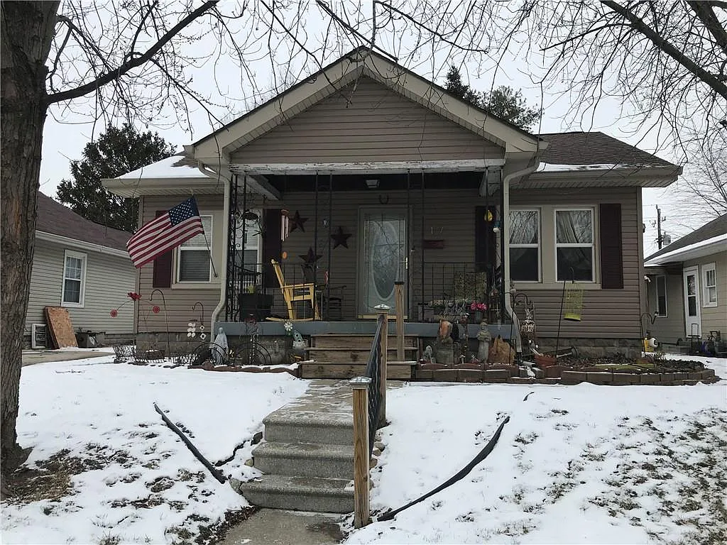 117 N 5th Ave photo 1