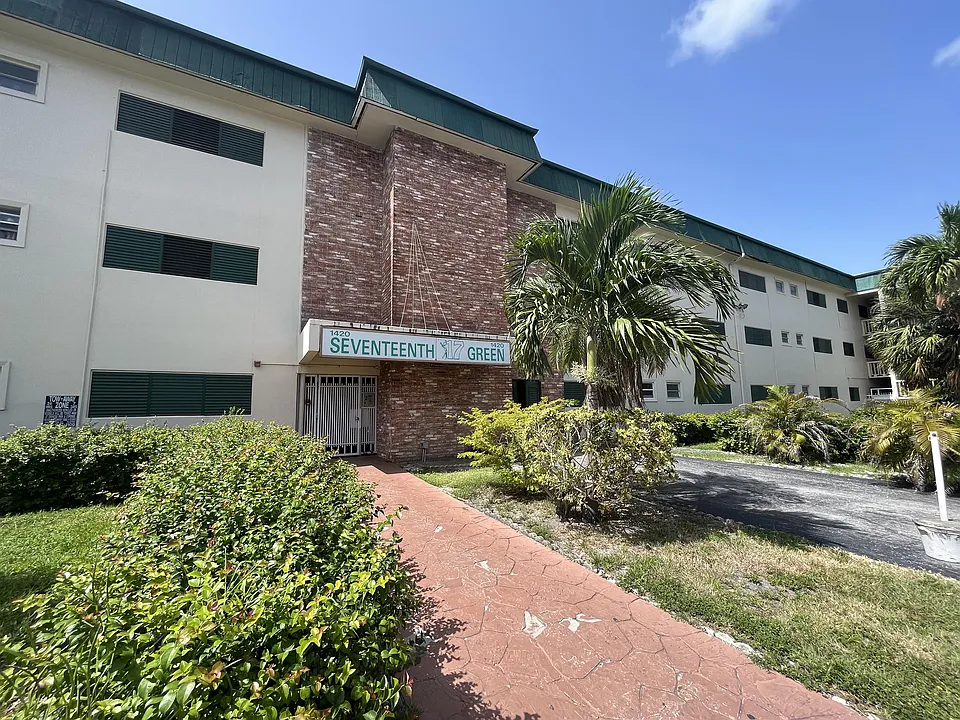 1420 Atlantic Shores Blvd #339-1