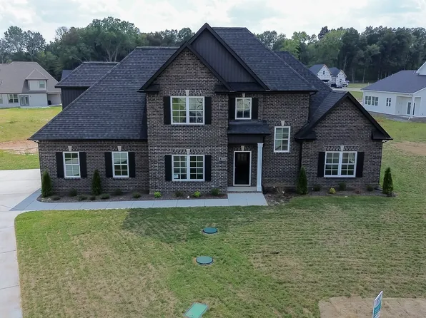 3005 Bootknife Dr, Bell Buckle, TN 37020