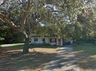 1056 Emerald Dr, Brandon, FL 33511