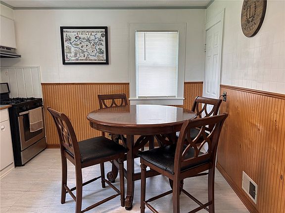5th image of 3344 Hulberton Rd