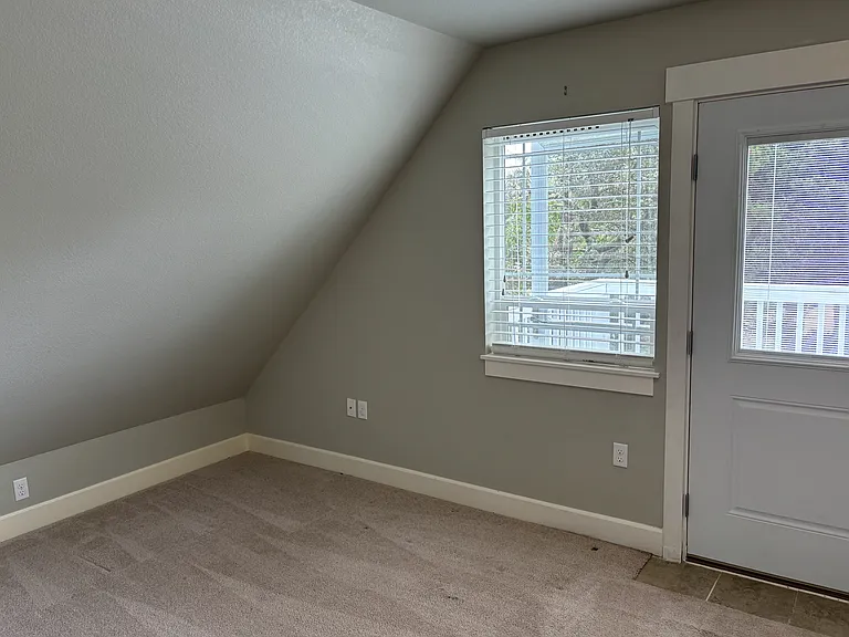 905 Pacific Surf Ave SW — Photo 29