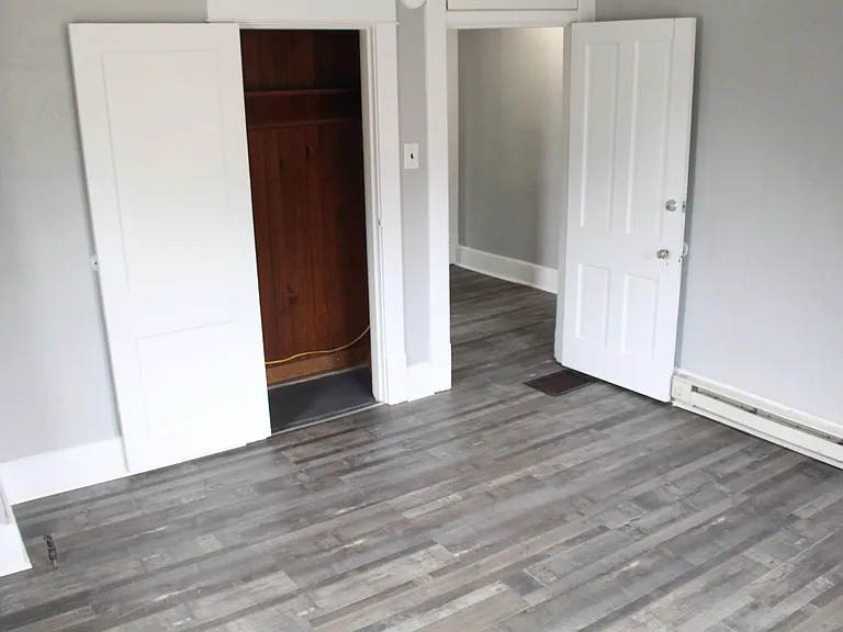 142 N Lancaster St — Photo 18