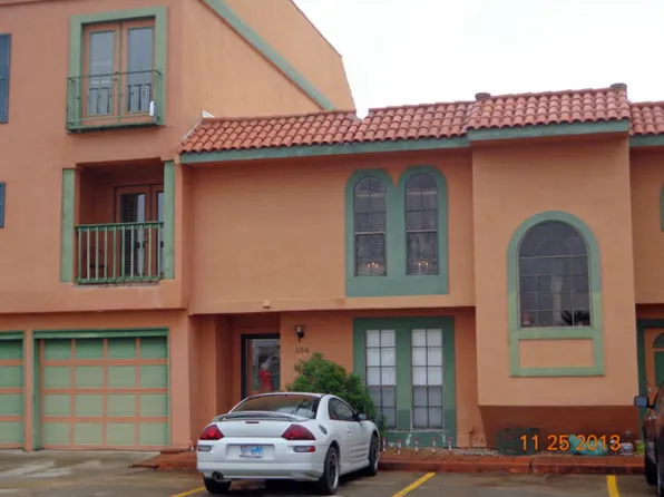 411 Sailfish Ln Ste 104, Freeport, TX 77541