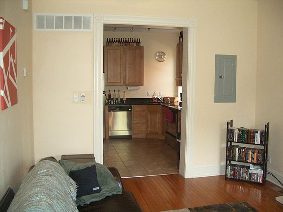 Living Room/Kitchen