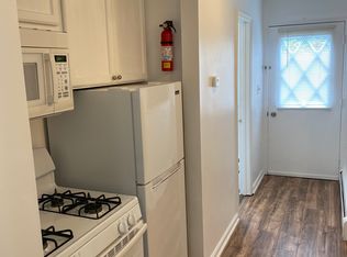 1042 Main St, Leeds, NY 12451